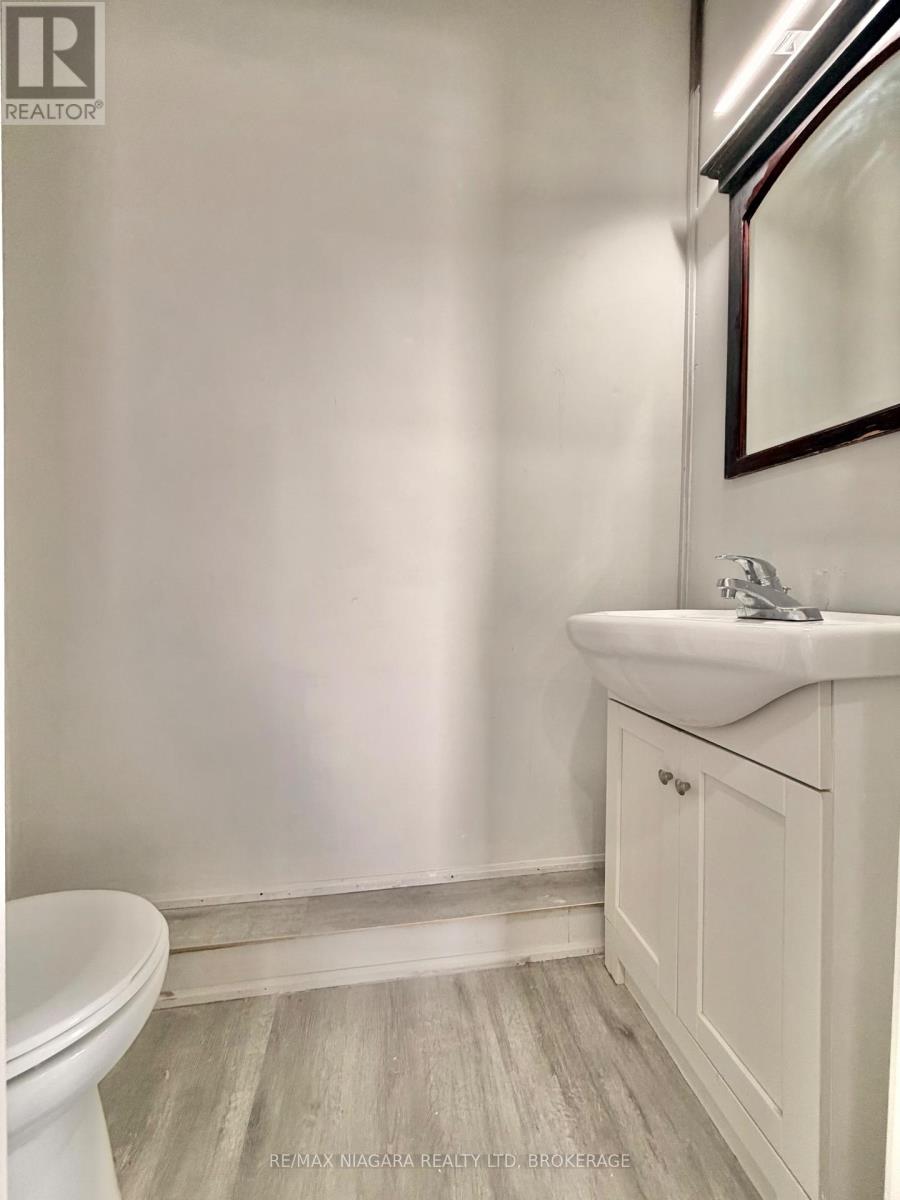 4850 Huron Street, Niagara Falls, Ontario  L2E 2J2 - Photo 23 - X12763798