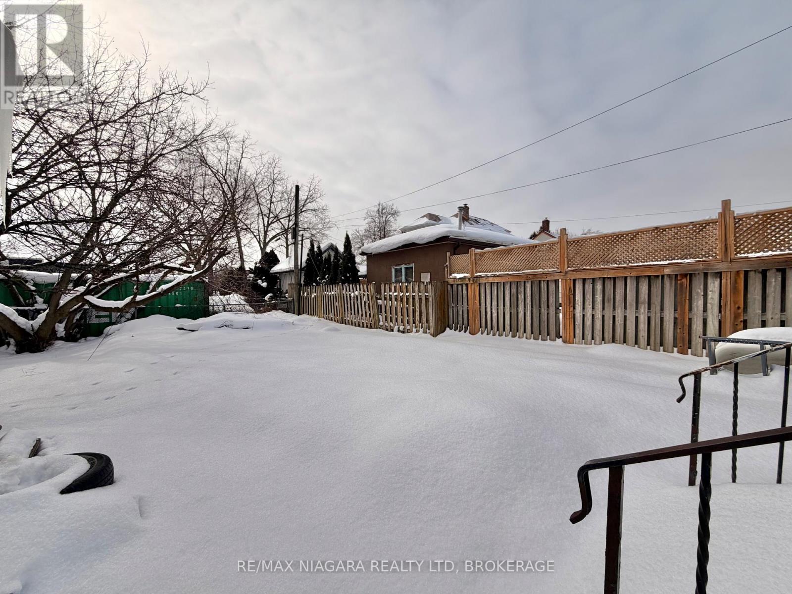 4850 Huron Street, Niagara Falls, Ontario  L2E 2J2 - Photo 7 - X12763798