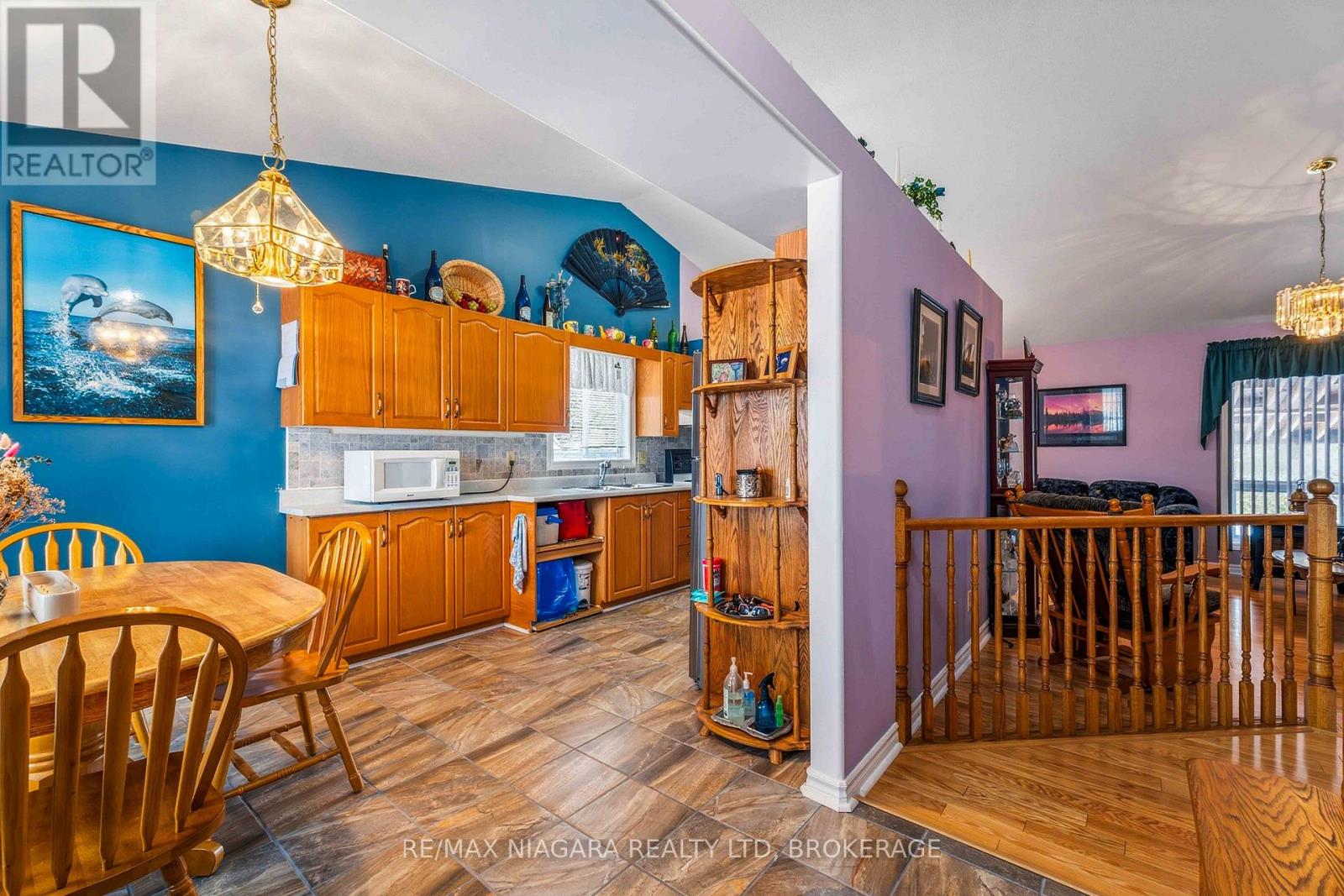 4445 Lincoln Avenue, Lincoln, Ontario  L0R 1B3 - Photo 7 - X12763948