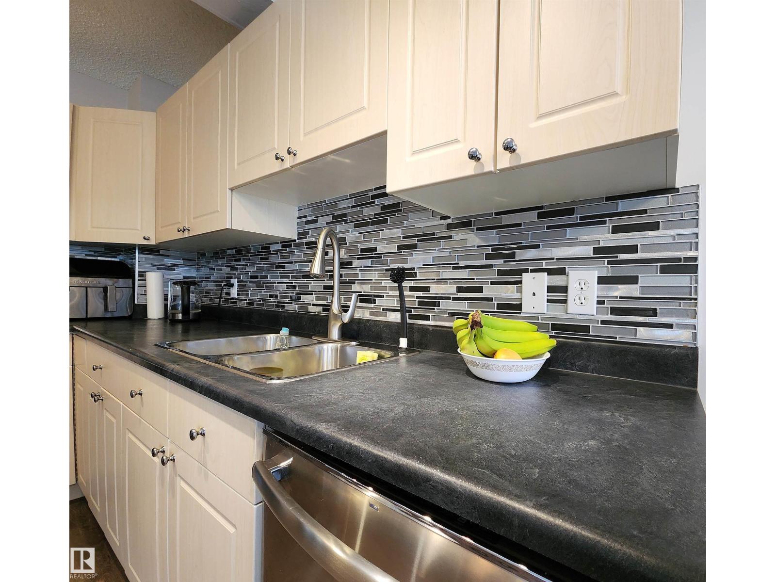 5424 204 St Nw, Edmonton, Alberta  T6M 2Z1 - Photo 7 - E4472441