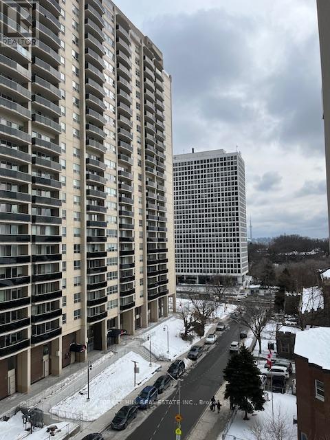 607 - 310 Tweedsmuir Avenue, Toronto, Ontario  M5P 2Y2 - Photo 27 - C12763820