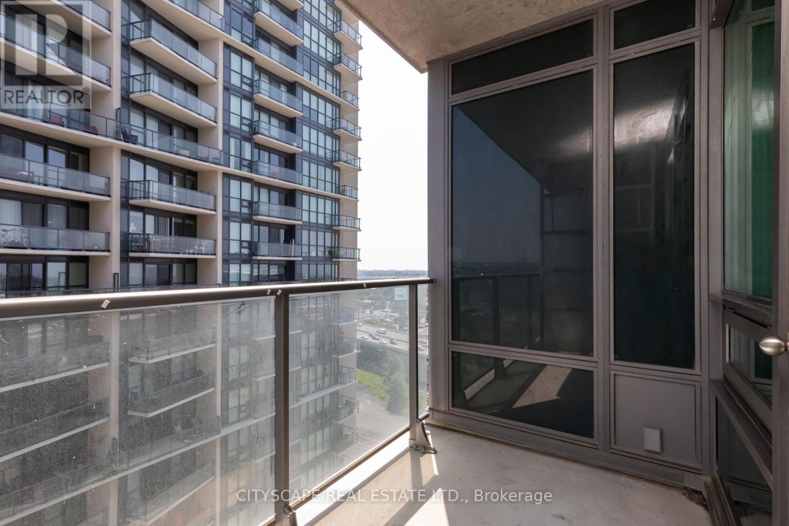 1907 - 55 East Liberty Street, Toronto, Ontario  M6K 3P9 - Photo 17 - C12763850