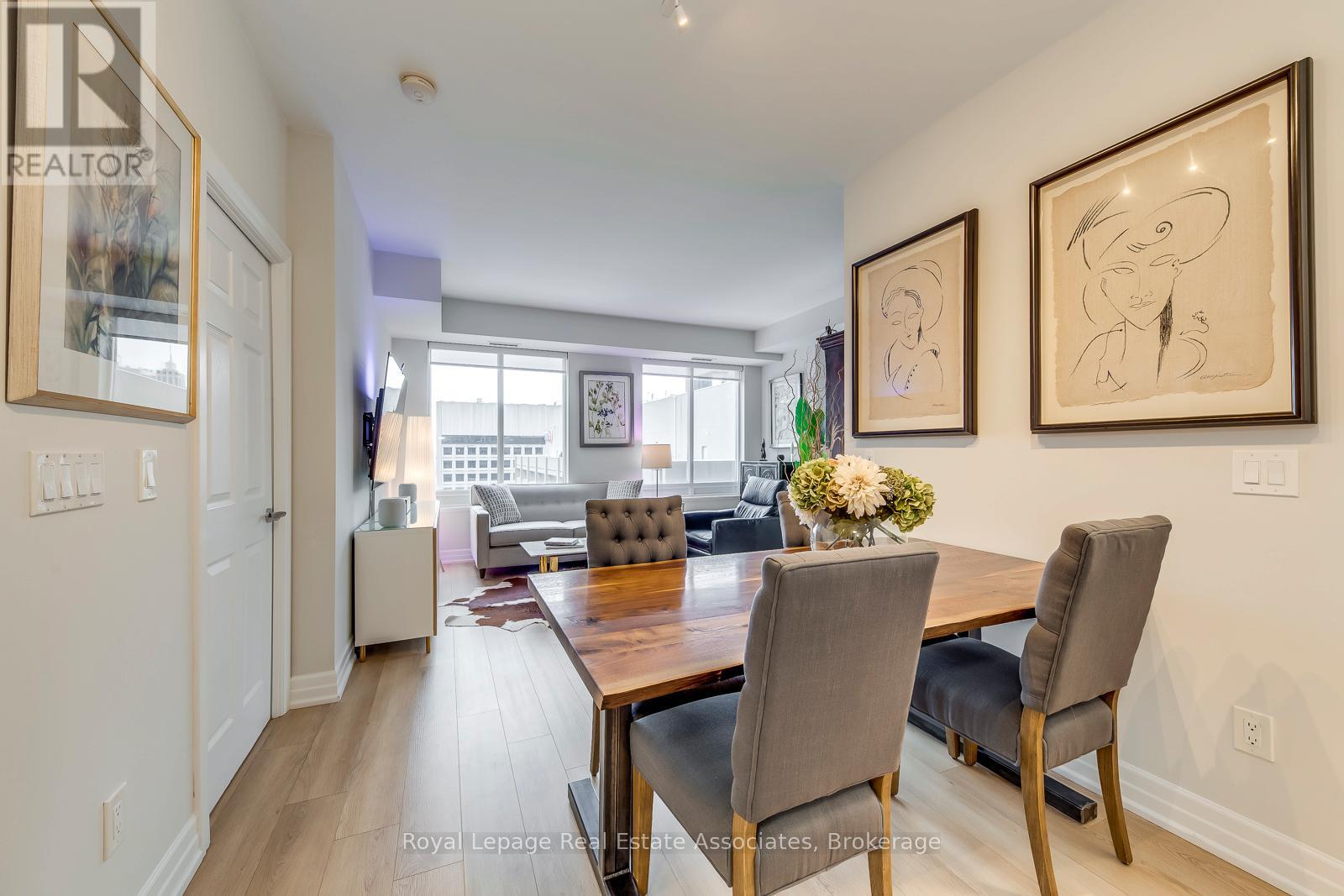 2401 - 35 Balmuto Street, Toronto, Ontario  M4Y 0A3 - Photo 11 - C12763884