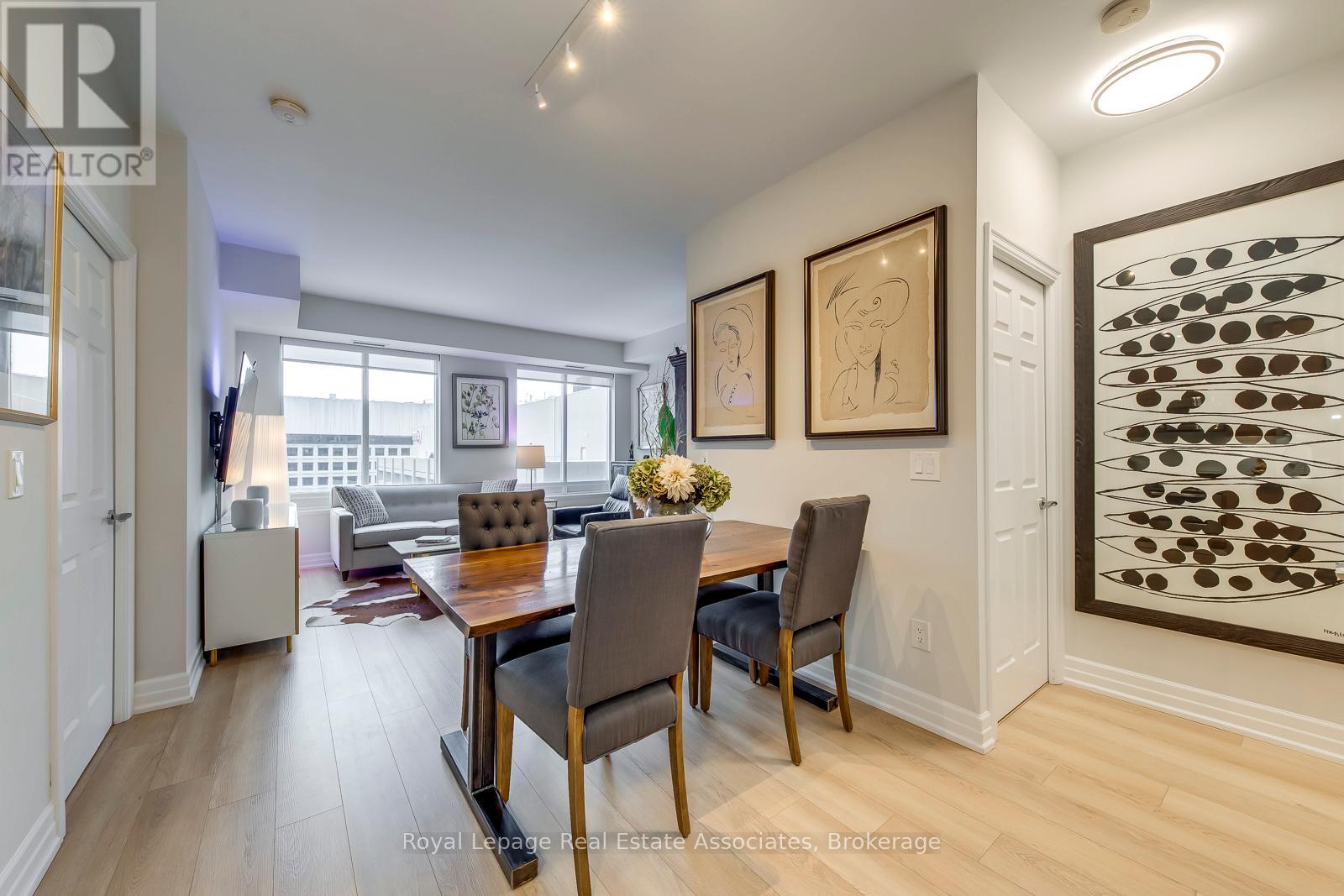 2401 - 35 Balmuto Street, Toronto, Ontario  M4Y 0A3 - Photo 12 - C12763884