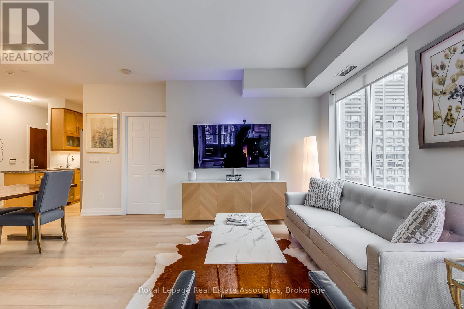 2401 - 35 Balmuto Street, Toronto, Ontario  M4Y 0A3 - Photo 21 - C12763884