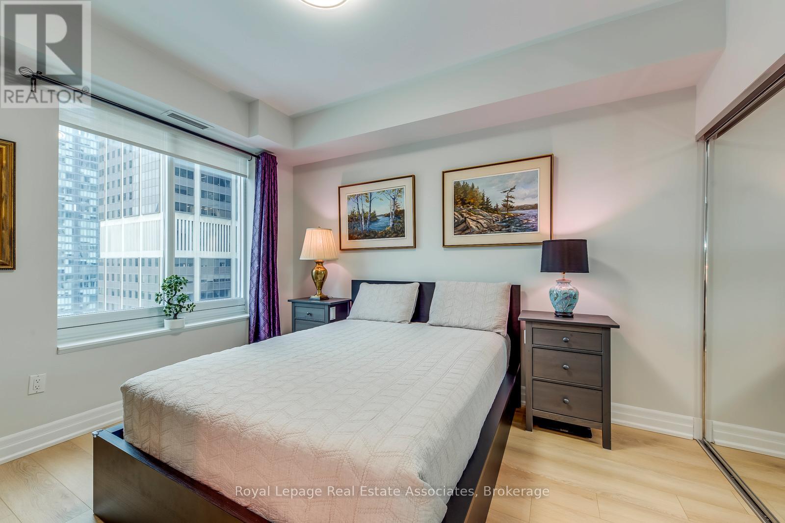 2401 - 35 Balmuto Street, Toronto, Ontario  M4Y 0A3 - Photo 22 - C12763884