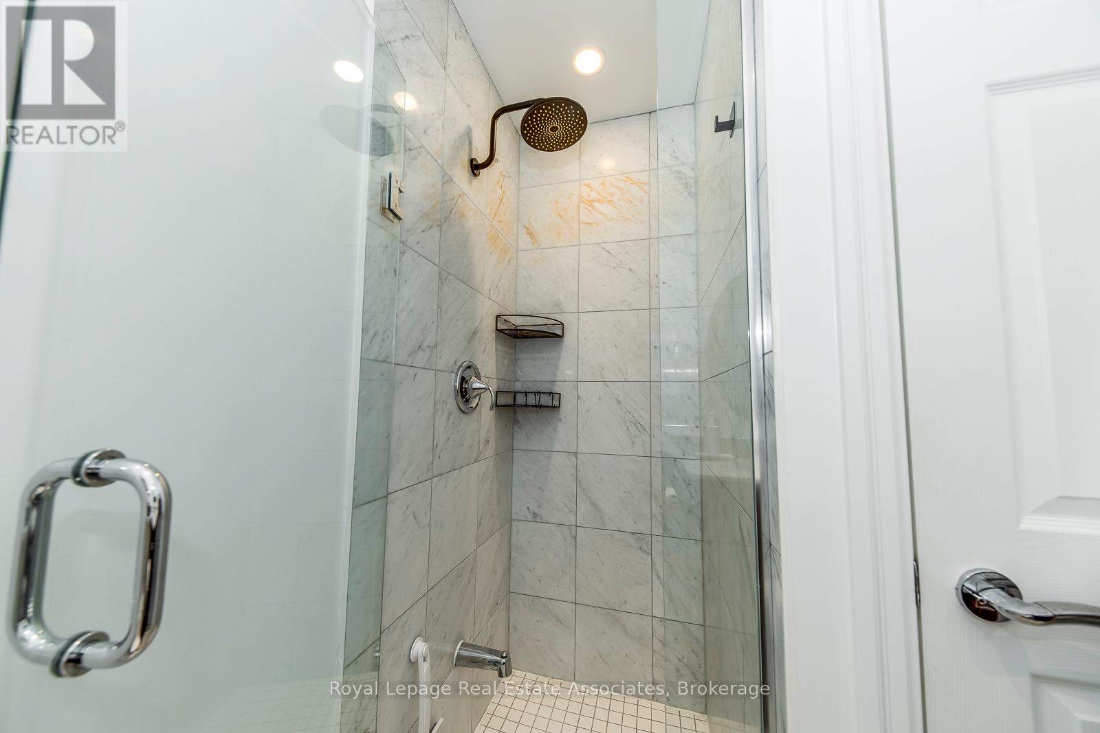 2401 - 35 Balmuto Street, Toronto, Ontario  M4Y 0A3 - Photo 30 - C12763884