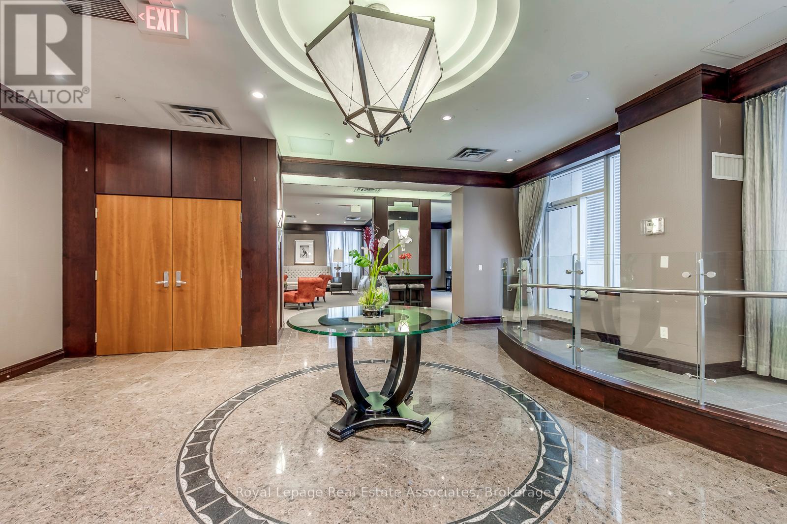 2401 - 35 Balmuto Street, Toronto, Ontario  M4Y 0A3 - Photo 41 - C12763884