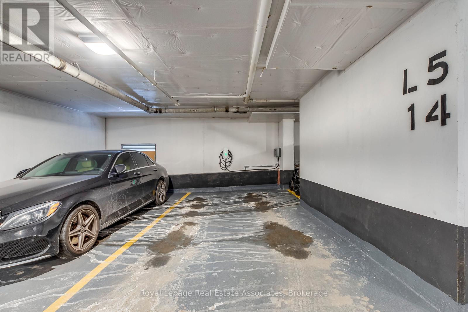 2401 - 35 Balmuto Street, Toronto, Ontario  M4Y 0A3 - Photo 50 - C12763884