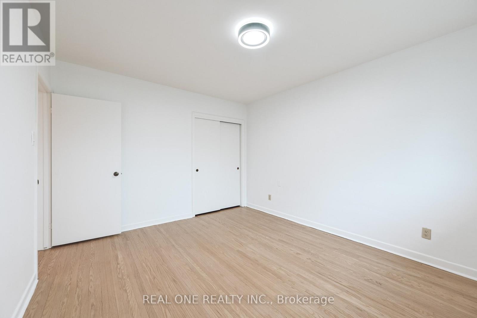 116 Castlegrove Boulevard, Toronto, Ontario  M3A 1L6 - Photo 20 - C12763942