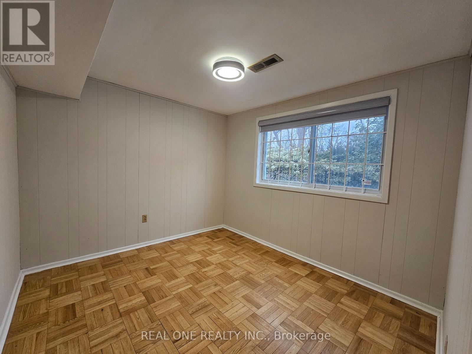 116 Castlegrove Boulevard, Toronto, Ontario  M3A 1L6 - Photo 23 - C12763942