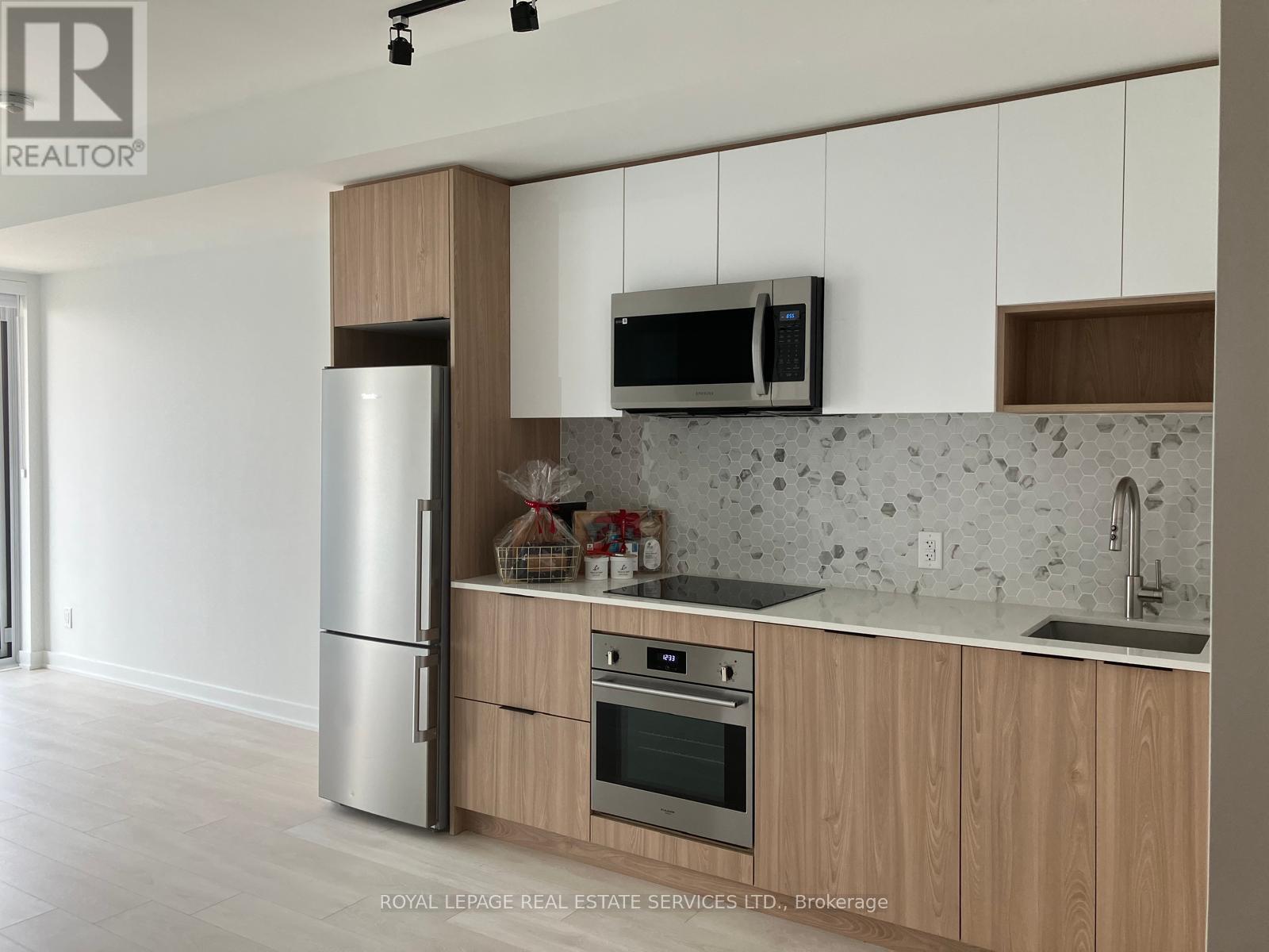 3506 - 5 Defries Street, Toronto, Ontario  M5A 0W7 - Photo 3 - C12763966