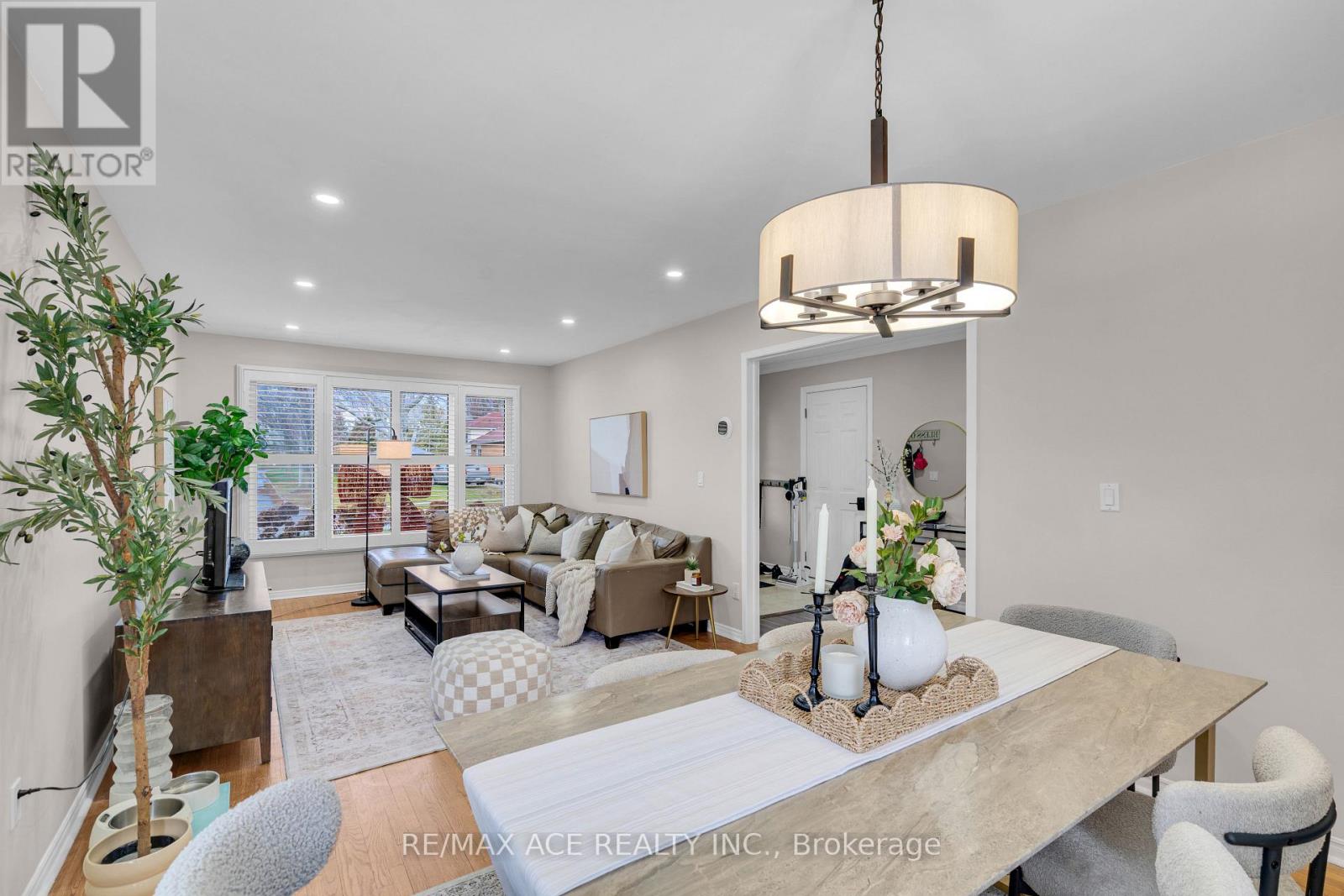 52 Foster Creek Drive, Clarington, Ontario  L1B 1G4 - Photo 11 - E12763806