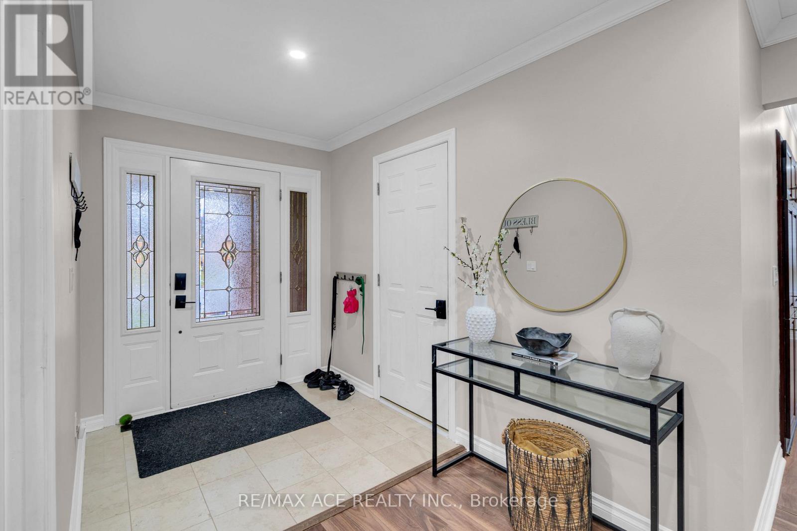 52 Foster Creek Drive, Clarington, Ontario  L1B 1G4 - Photo 7 - E12763806