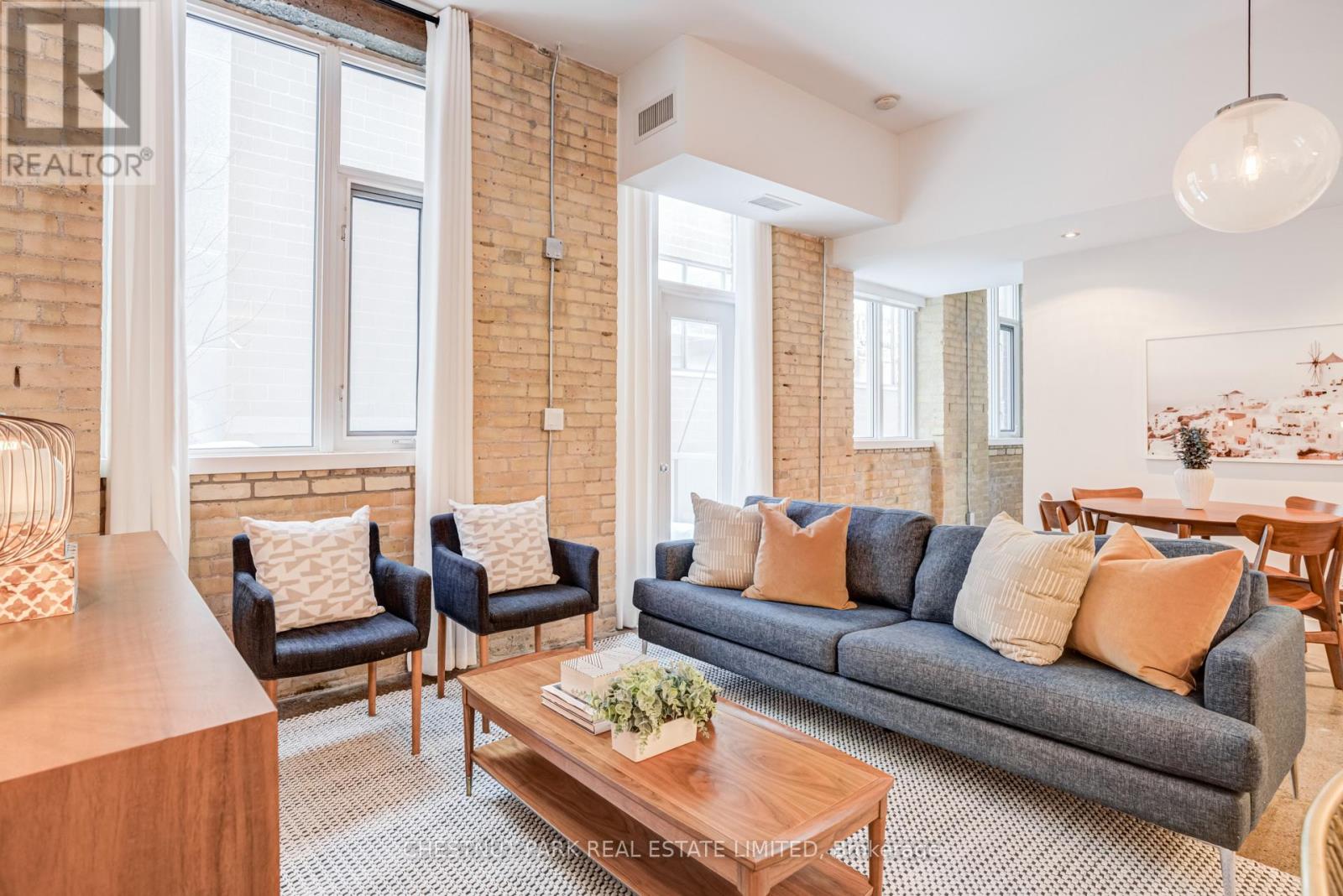 225 - 201 Carlaw Avenue, Toronto, Ontario  M4M 2S3 - Photo 1 - E12763902