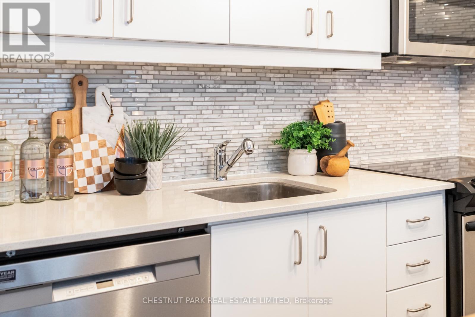 225 - 201 Carlaw Avenue, Toronto, Ontario  M4M 2S3 - Photo 12 - E12763902