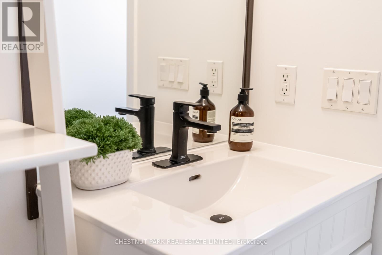 225 - 201 Carlaw Avenue, Toronto, Ontario  M4M 2S3 - Photo 21 - E12763902