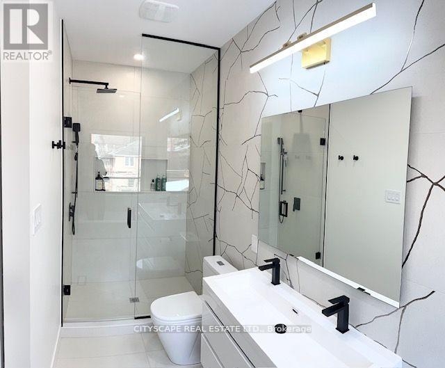 2b Holmstead Avenue, Toronto, Ontario  M4B 1T1 - Photo 20 - E12763912