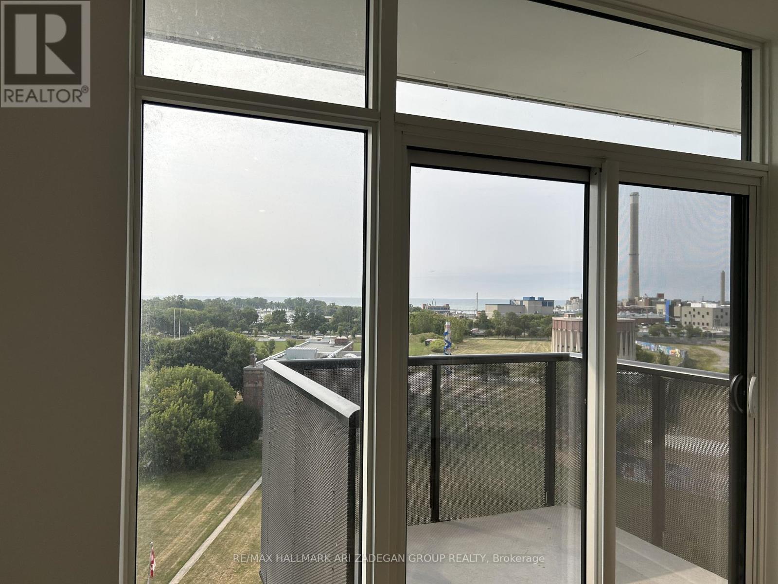 806 - 1050 Eastern Avenue S, Toronto, Ontario  M4L 0B7 - Photo 4 - E12763928