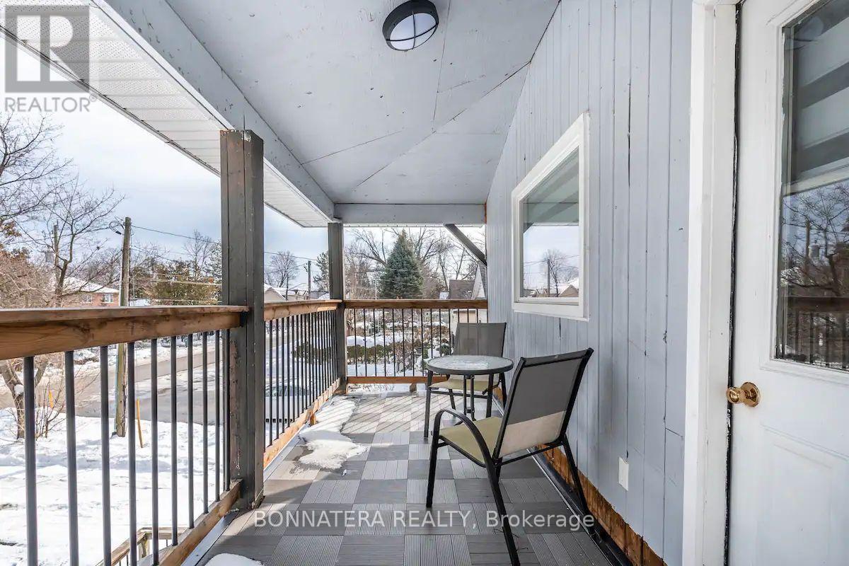 687 Innisfil Beach Road, Innisfil (Alcona), Ontario  L0L 2M0 - Photo 29 - N12763774