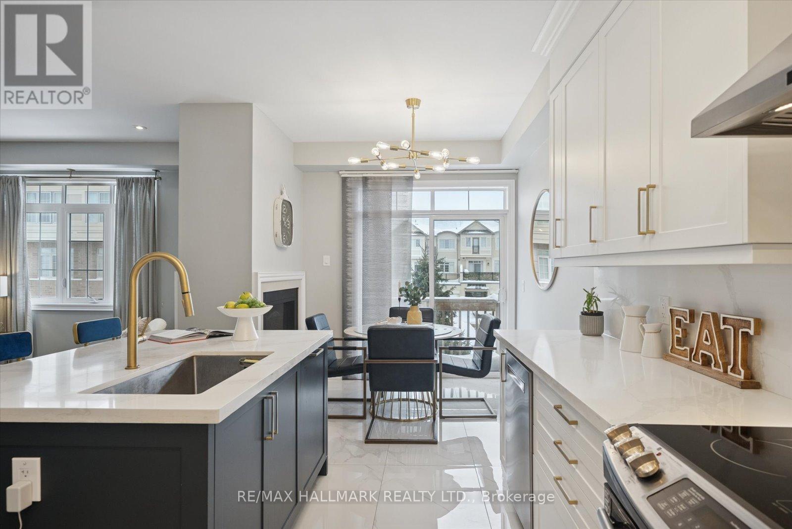 62 Ruffle Lane, Richmond Hill, Ontario  L4E 0W3 - Photo 14 - N12763796