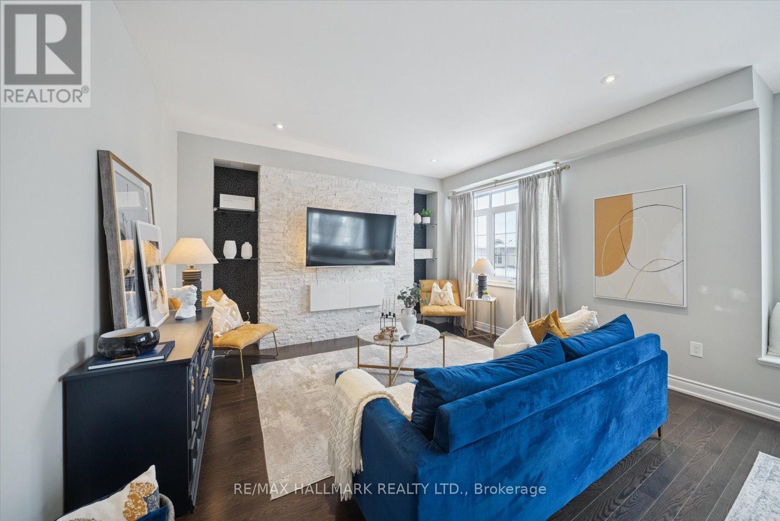 62 Ruffle Lane, Richmond Hill, Ontario  L4E 0W3 - Photo 19 - N12763796