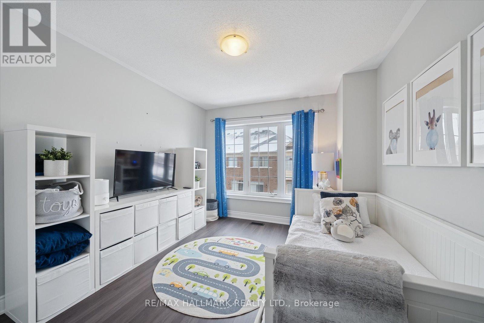 62 Ruffle Lane, Richmond Hill, Ontario  L4E 0W3 - Photo 32 - N12763796