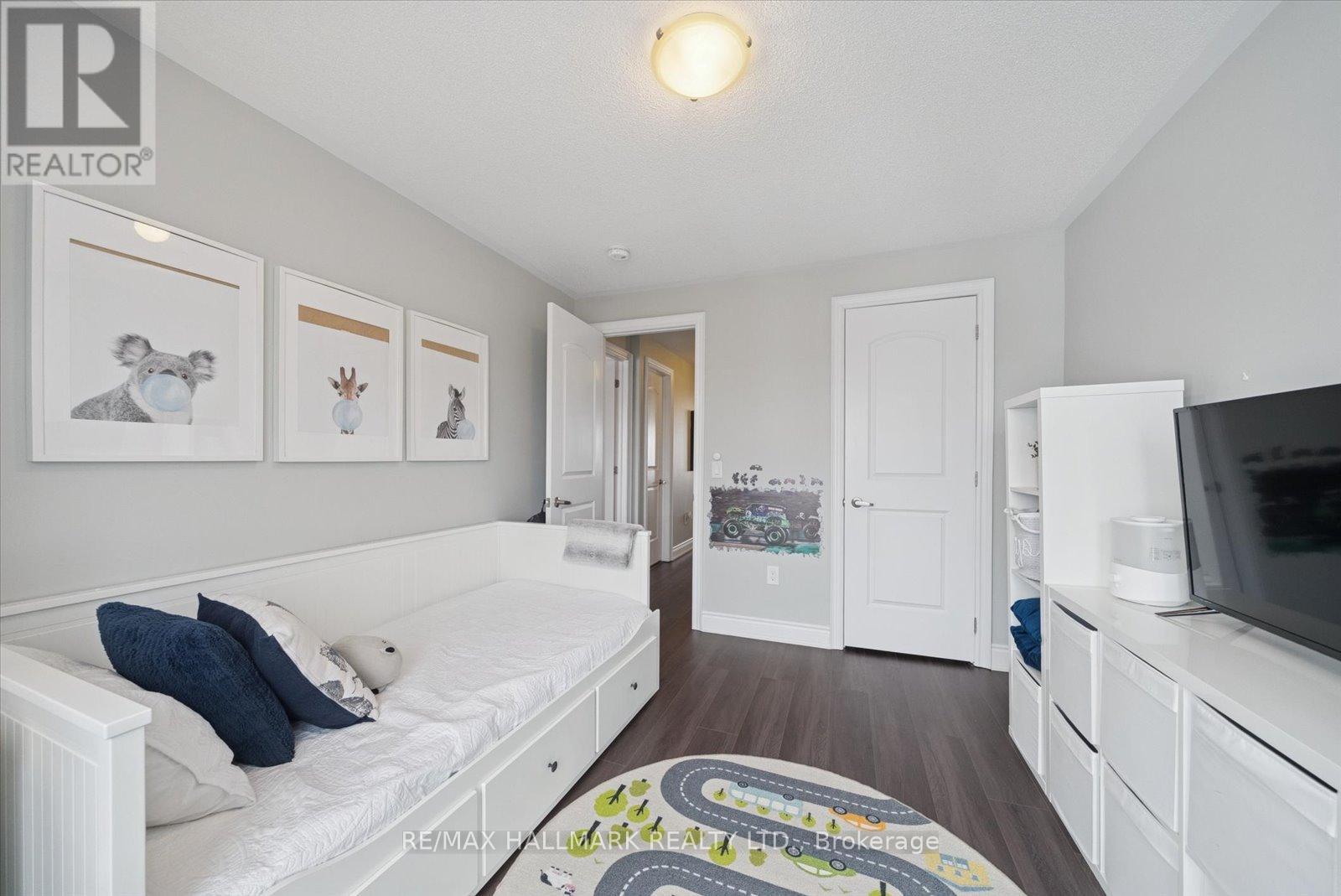 62 Ruffle Lane, Richmond Hill, Ontario  L4E 0W3 - Photo 33 - N12763796