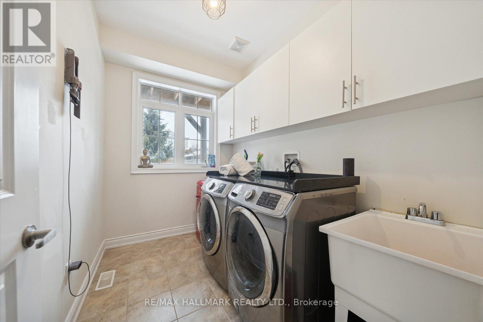 62 Ruffle Lane, Richmond Hill, Ontario  L4E 0W3 - Photo 43 - N12763796