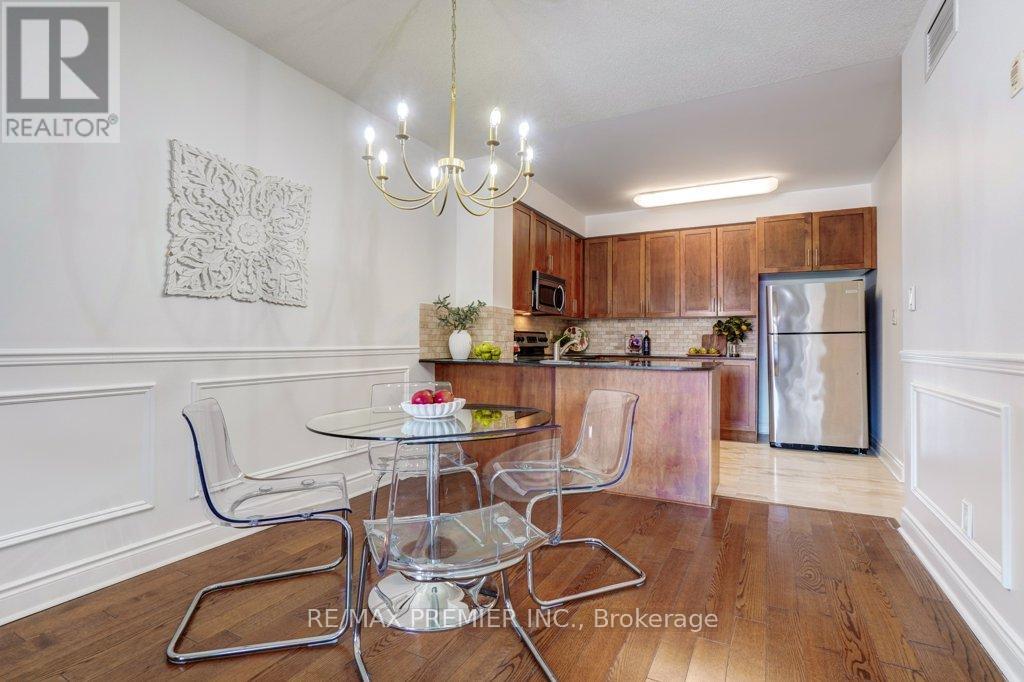 401 - 160 Woodbridge Avenue, Vaughan, Ontario  L4L 0B8 - Photo 12 - N12763930