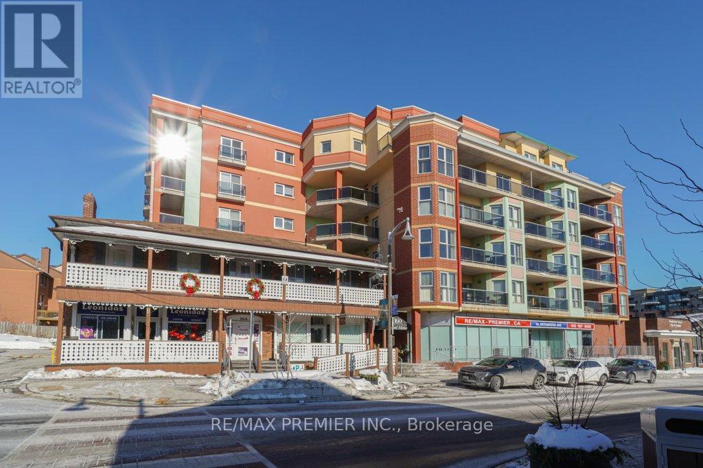 401 - 160 Woodbridge Avenue, Vaughan, Ontario  L4L 0B8 - Photo 2 - N12763930