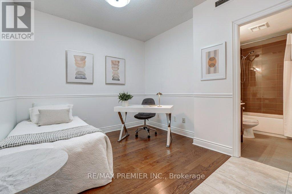 401 - 160 Woodbridge Avenue, Vaughan, Ontario  L4L 0B8 - Photo 21 - N12763930