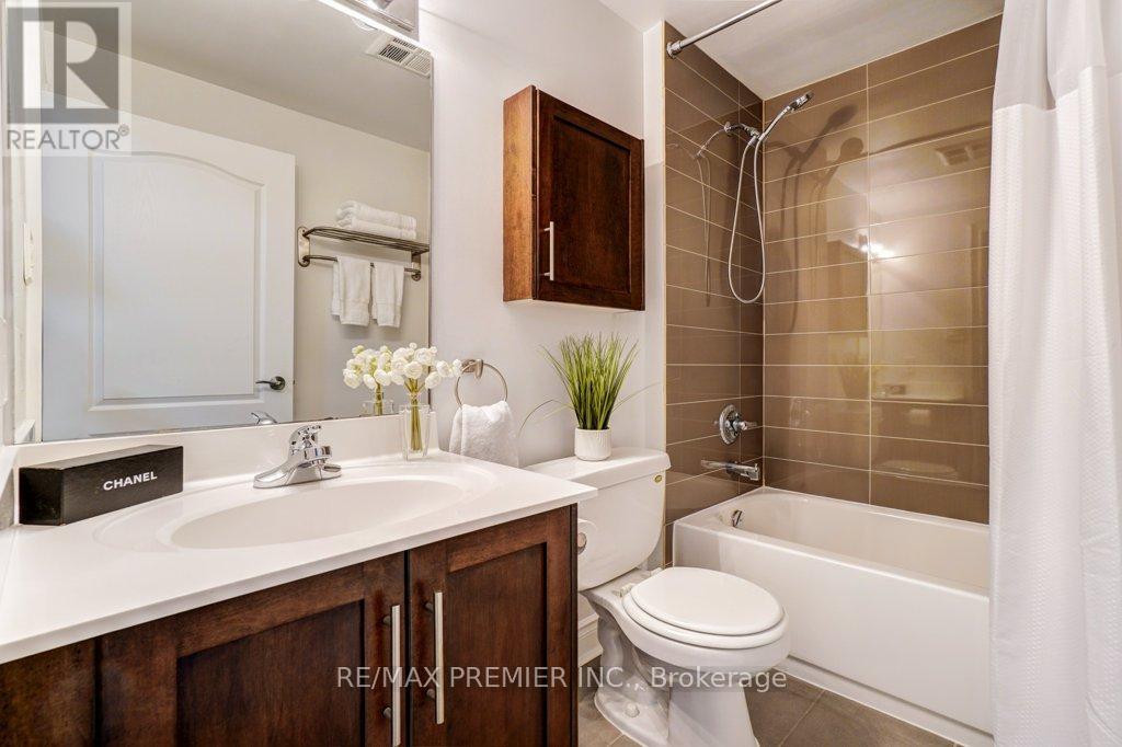 401 - 160 Woodbridge Avenue, Vaughan, Ontario  L4L 0B8 - Photo 23 - N12763930