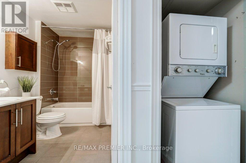 401 - 160 Woodbridge Avenue, Vaughan, Ontario  L4L 0B8 - Photo 25 - N12763930