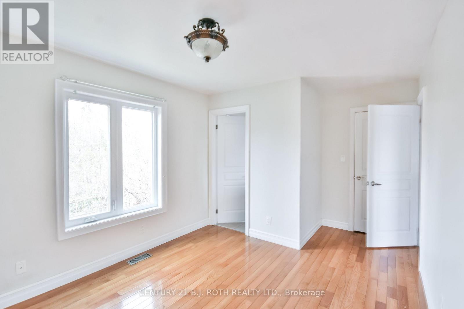 16 Gray Lane, Barrie (South Shore), Ontario  L4N 7T1 - Photo 24 - S12763840