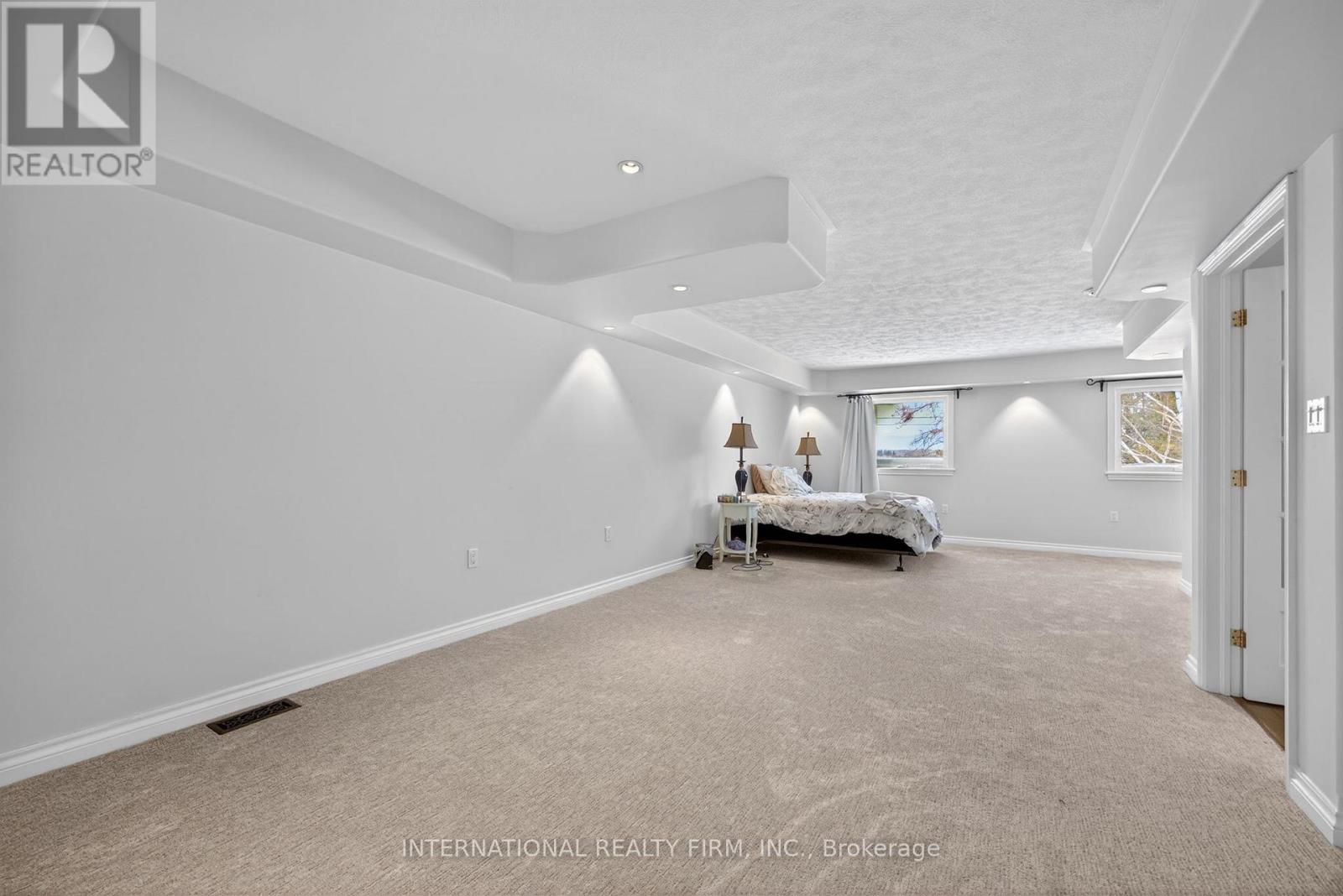 1563 15 16 Side Road E, Oro-Medonte, Ontario  L0L 1T0 - Photo 34 - S12763906