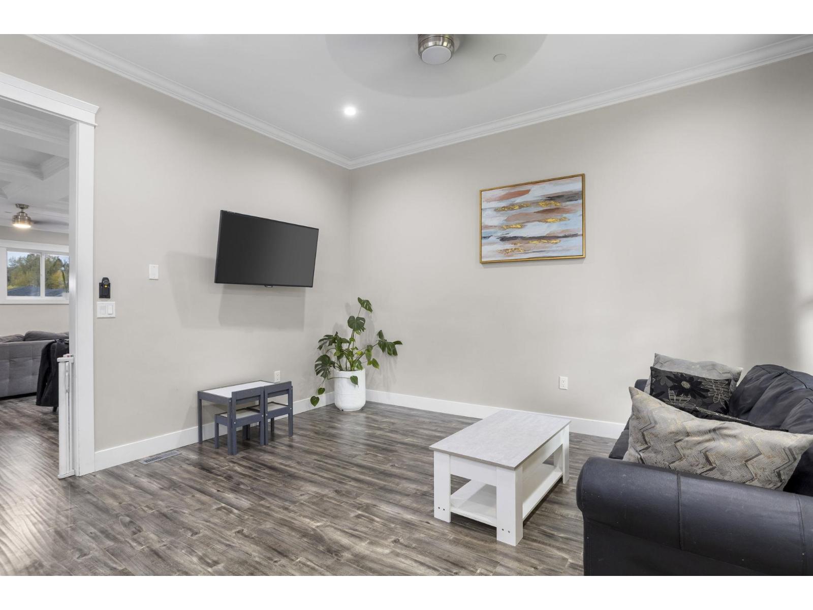 33908 Tooley Place, Mission, British Columbia  V2V 0G5 - Photo 12 - R3086804