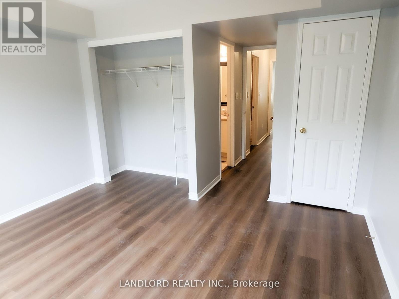 91 - 65 Turntable Crescent, Toronto, Ontario  M6H 4K8 - Photo 10 - W12763746