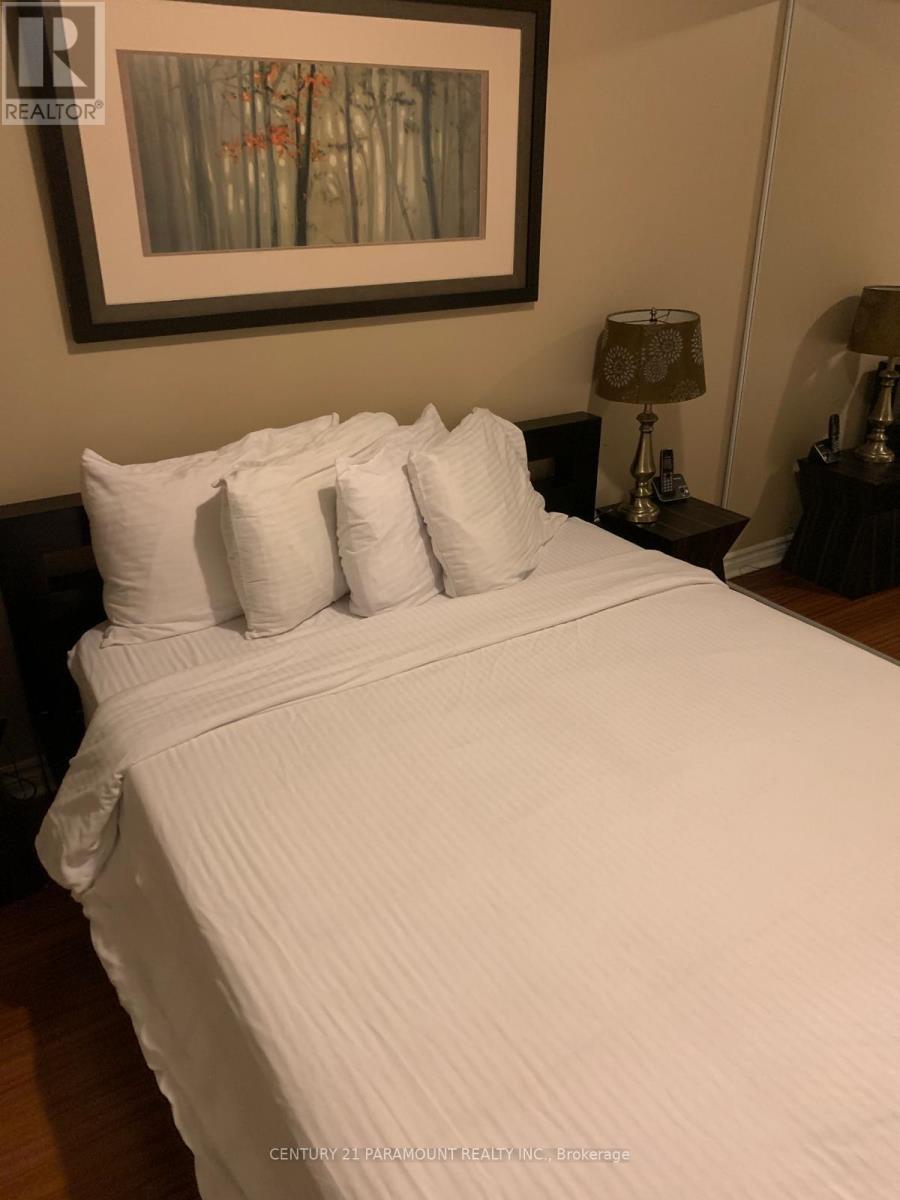 2407 - 4090 Living Arts Drive, Mississauga, Ontario  L5B 4M8 - Photo 10 - W12763780