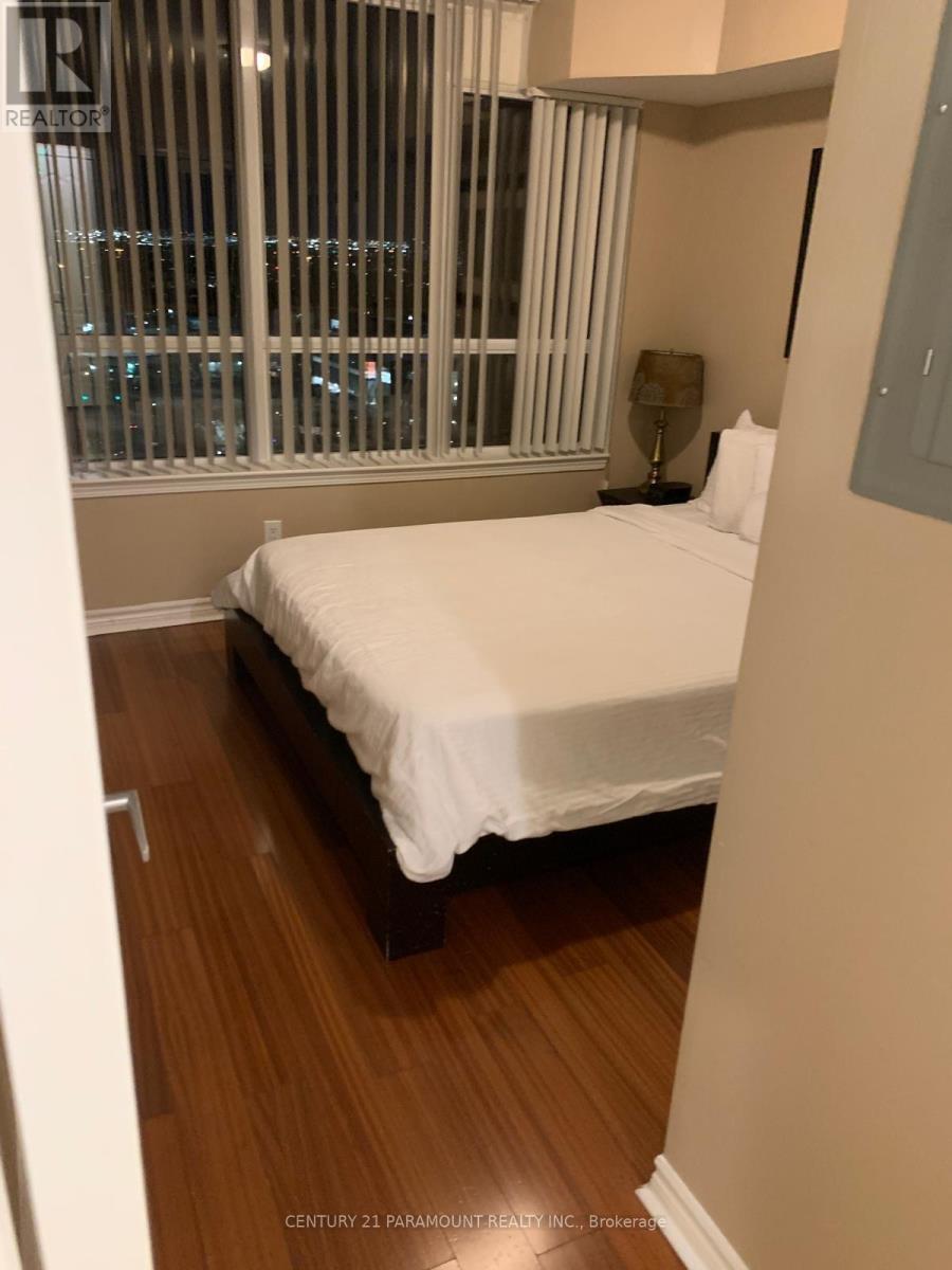 2407 - 4090 Living Arts Drive, Mississauga, Ontario  L5B 4M8 - Photo 8 - W12763780