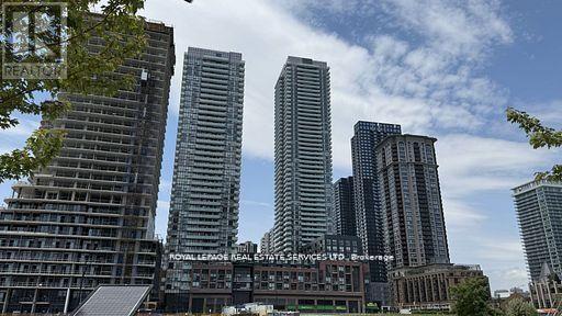 4511 - 430 Square One Drive, Mississauga, Ontario  L5B 0L6 - Photo 2 - W12763782