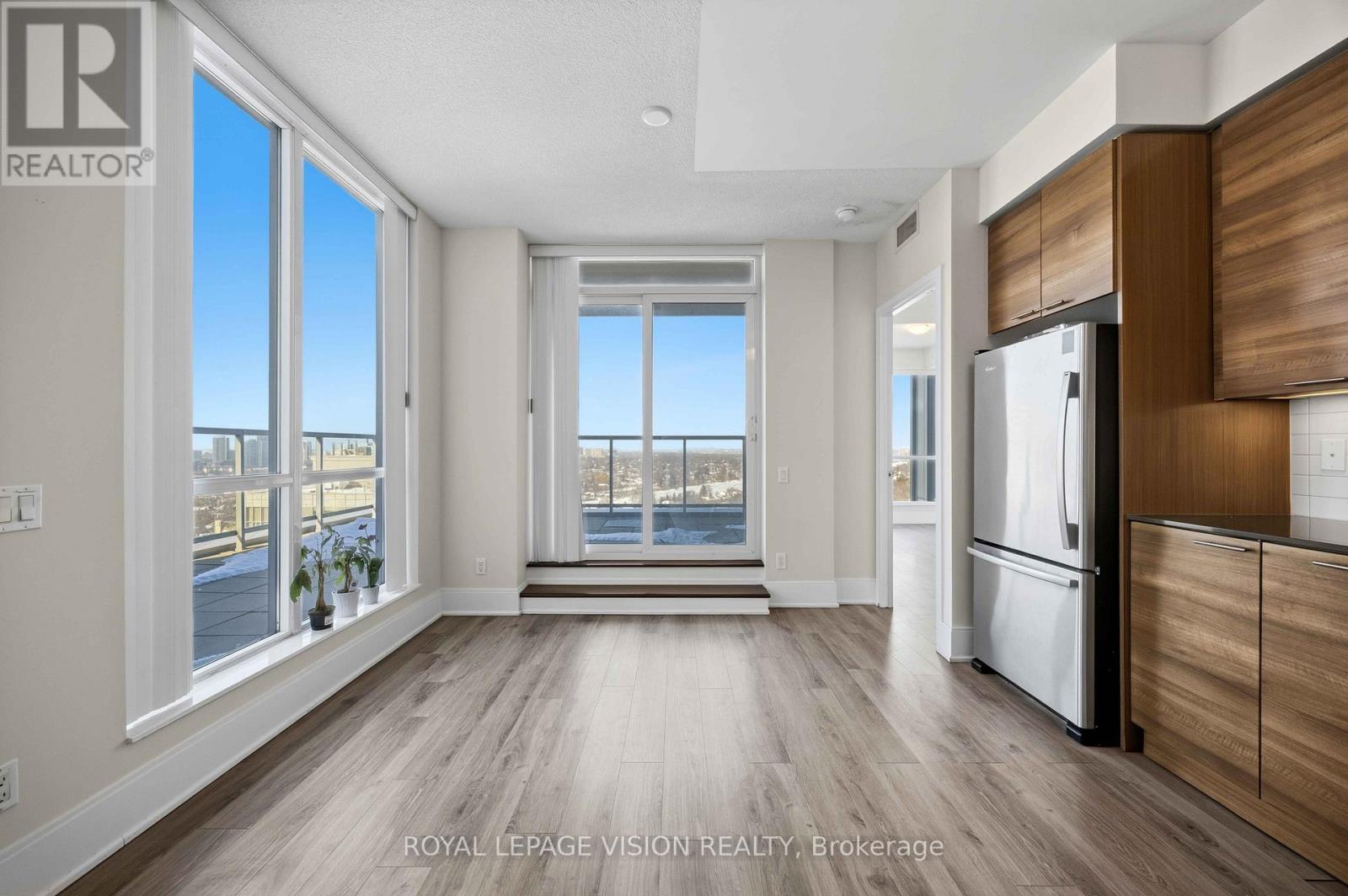 2304 - 15 Viking Lane, Toronto, Ontario  M9B 0A4 - Photo 17 - W12763788