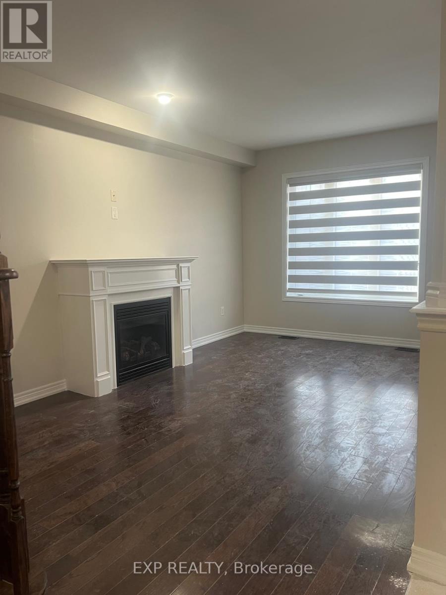 Upper - 10 Dufay Road, Brampton, Ontario  L7A 0B5 - Photo 3 - W12763854