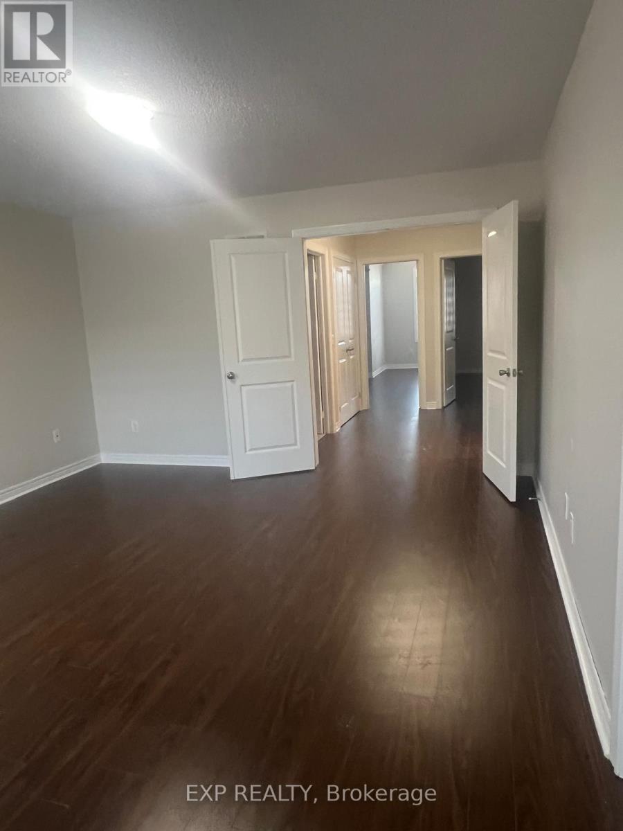 Upper - 10 Dufay Road, Brampton, Ontario  L7A 0B5 - Photo 7 - W12763854