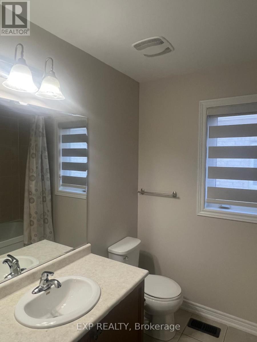 Upper - 10 Dufay Road, Brampton, Ontario  L7A 0B5 - Photo 8 - W12763854