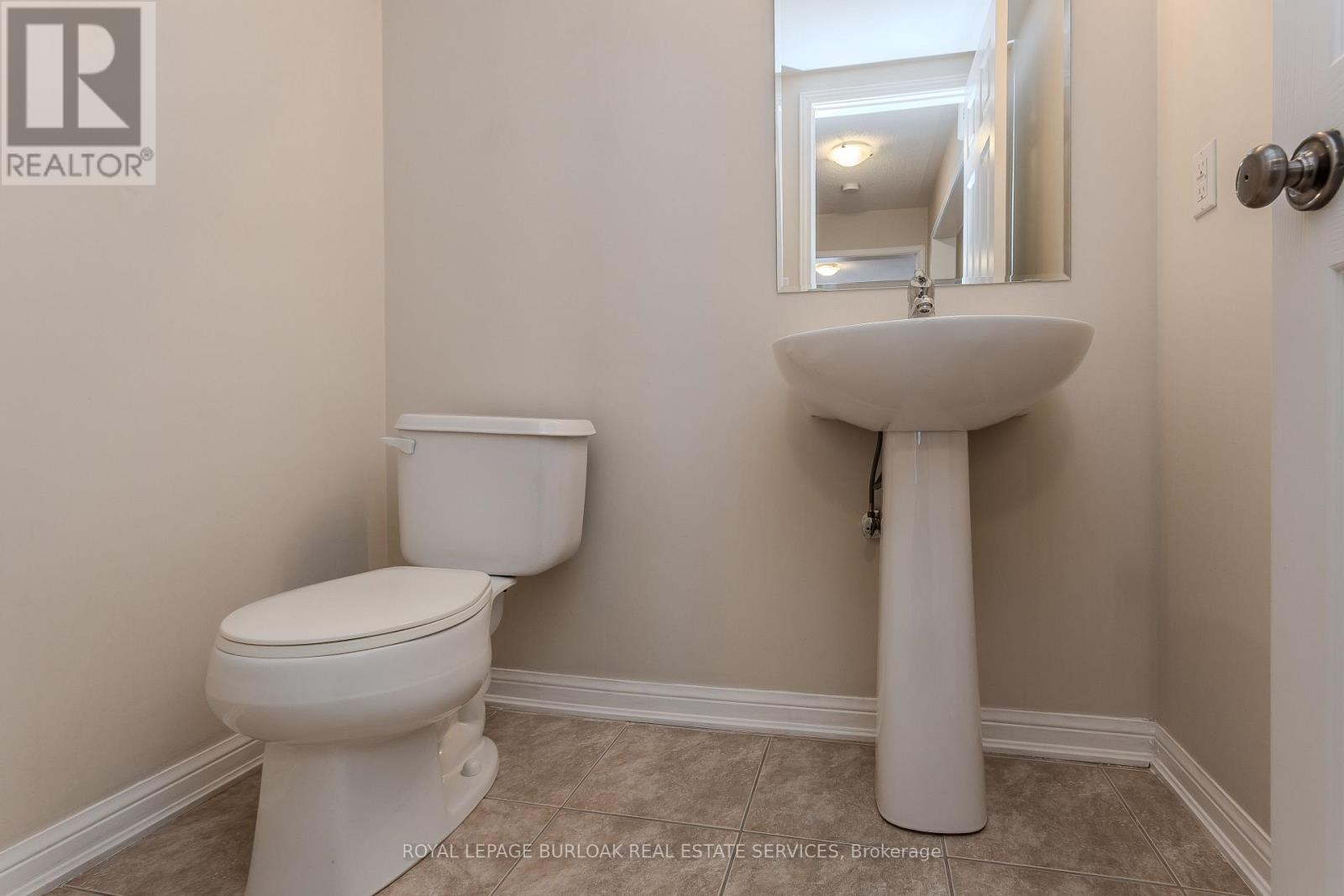 38 - 3050 Rotary Way, Burlington, Ontario  L7M 0G8 - Photo 11 - W12763862