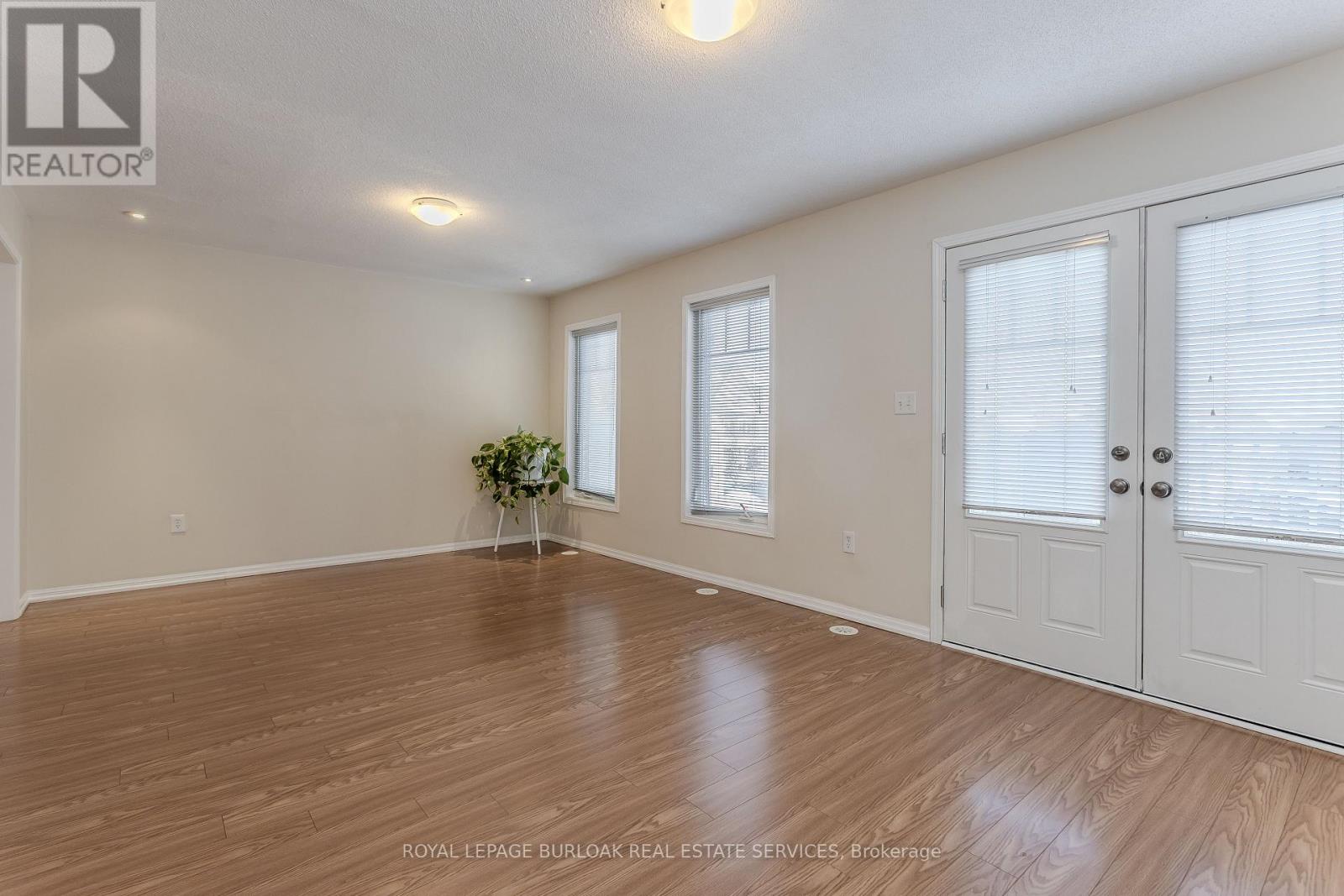 38 - 3050 Rotary Way, Burlington, Ontario  L7M 0G8 - Photo 13 - W12763862