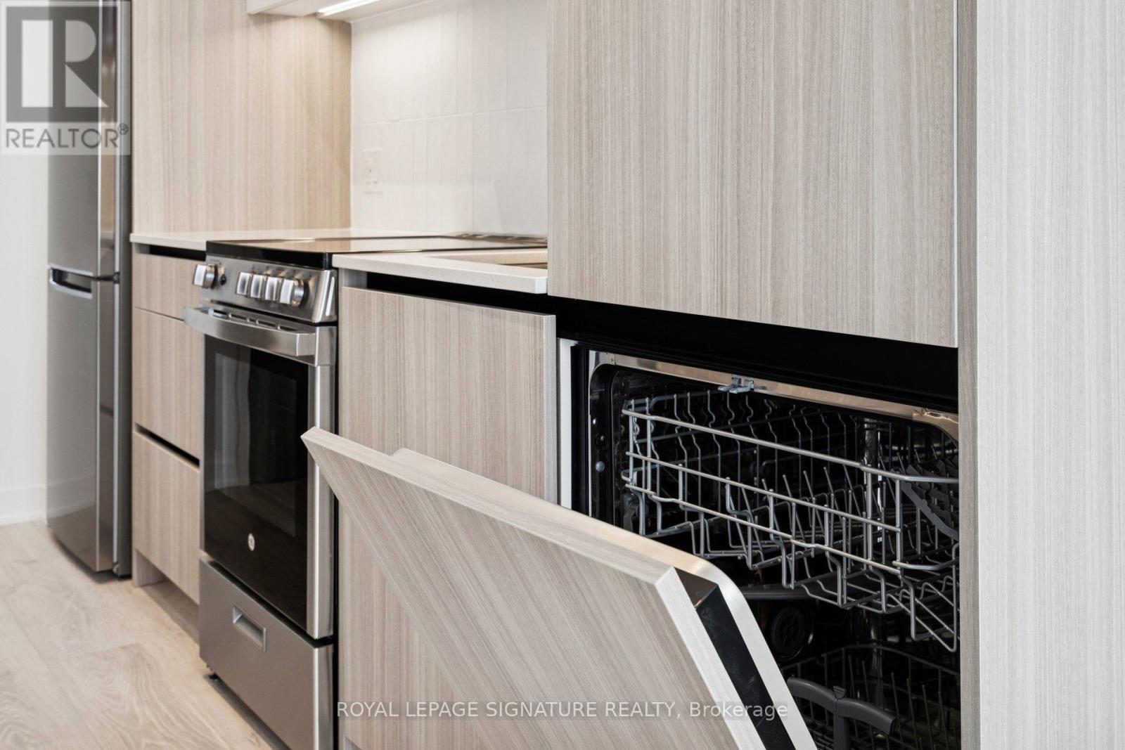 1113 - 20 All Nations Drive, Brampton, Ontario  L7A 0H8 - Photo 9 - W12763894