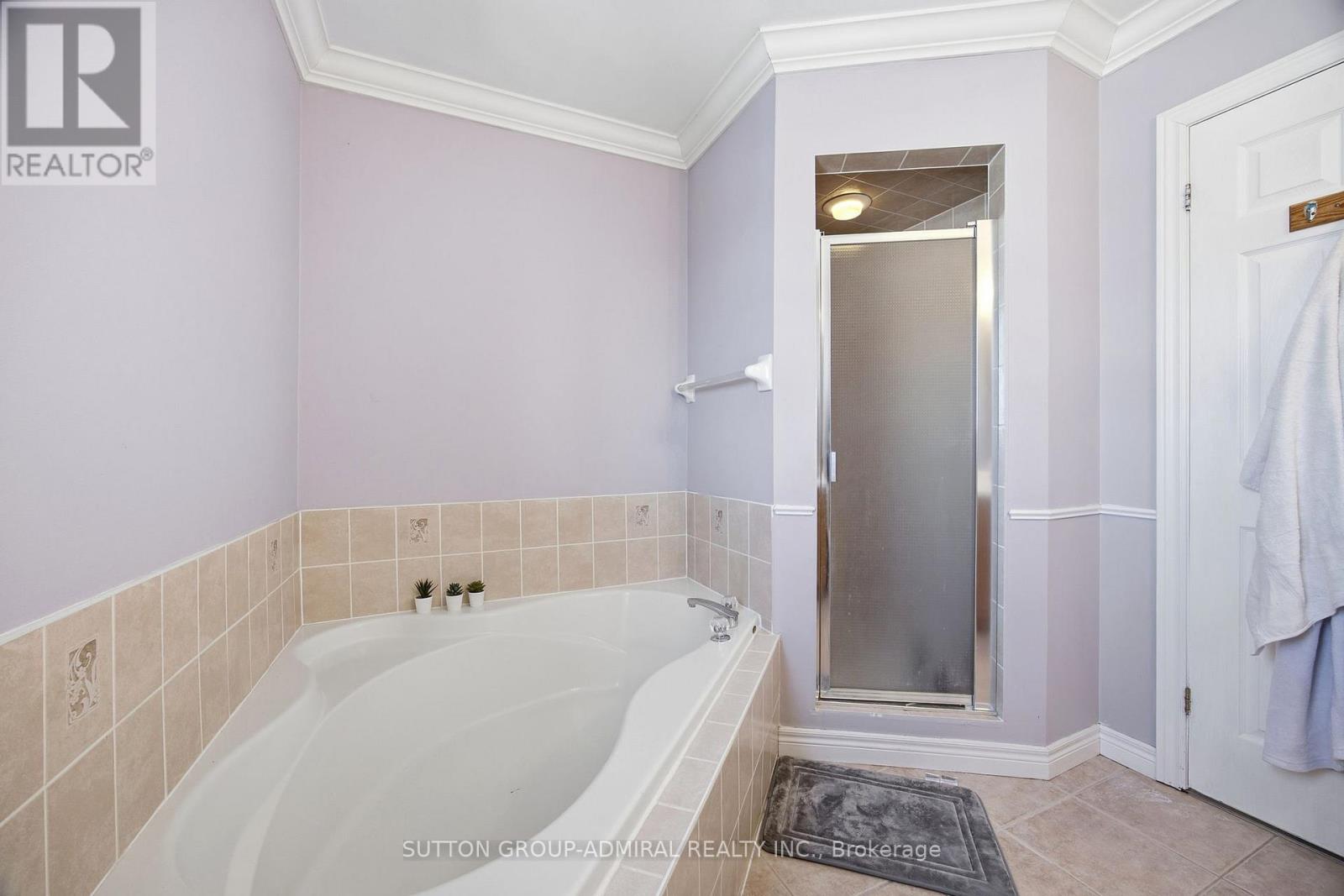 2415 Valley Heights Crescent, Oakville, Ontario  L6H 6X2 - Photo 26 - W12763934