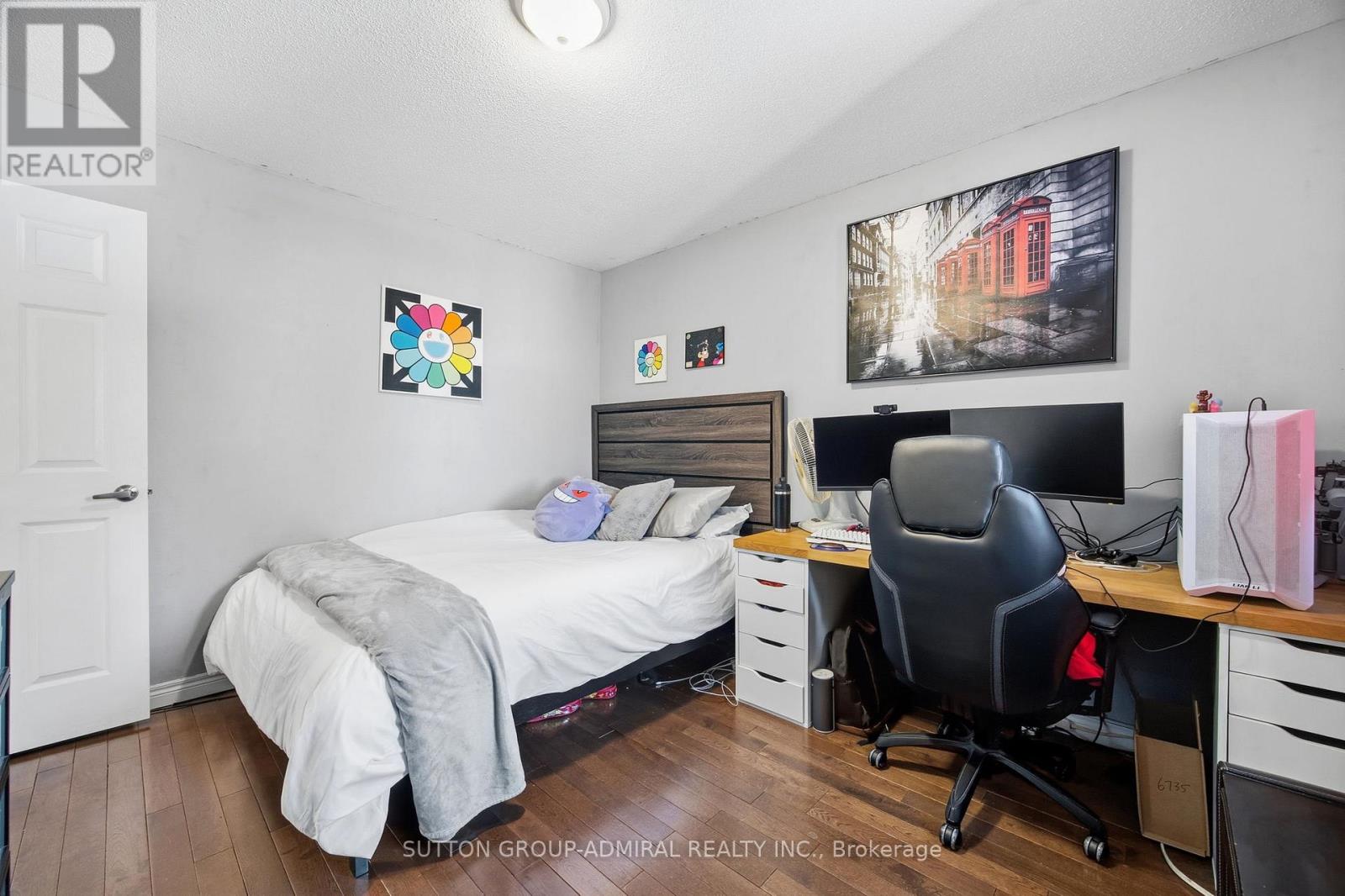 2415 Valley Heights Crescent, Oakville, Ontario  L6H 6X2 - Photo 28 - W12763934